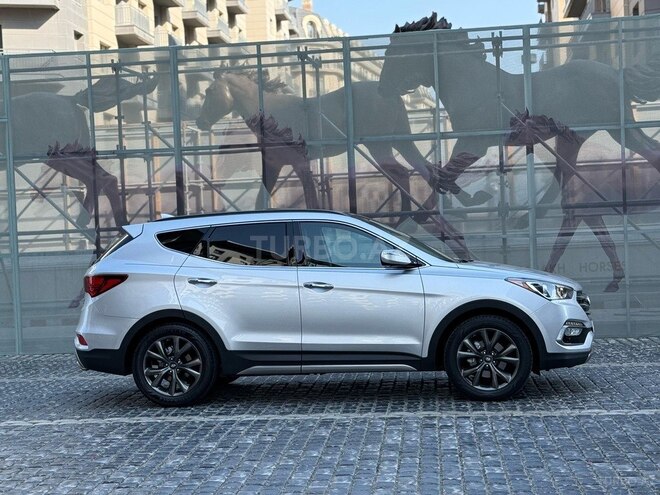 Hyundai Santa Fe-4
