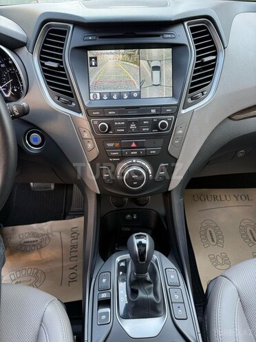 Hyundai Santa Fe-14