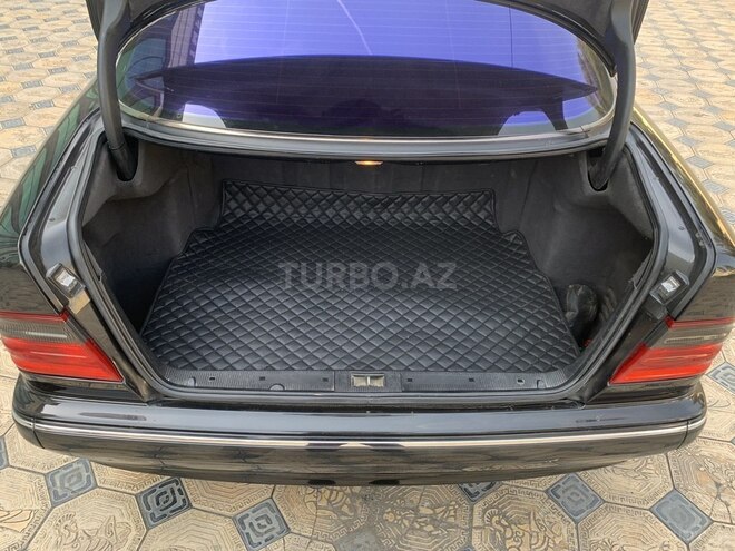 Mercedes E 240 1999, 353,000 km - 2.4 l - Gəncə