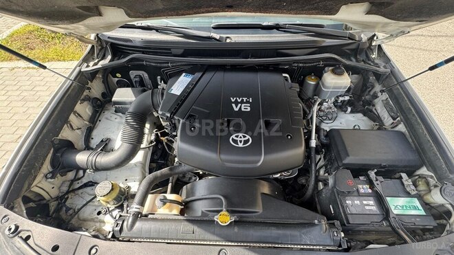 Toyota Land Cruiser-18