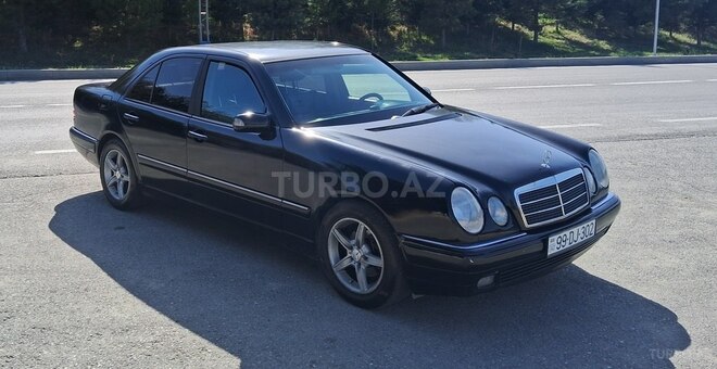Mercedes E 240 1998, 367,876 km - 2.4 l - Qusar