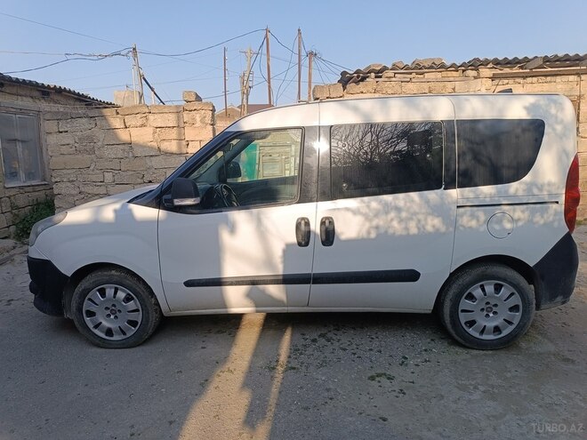 Fiat Doblo 2014, 325,000 km - 1.4 l - Bakı