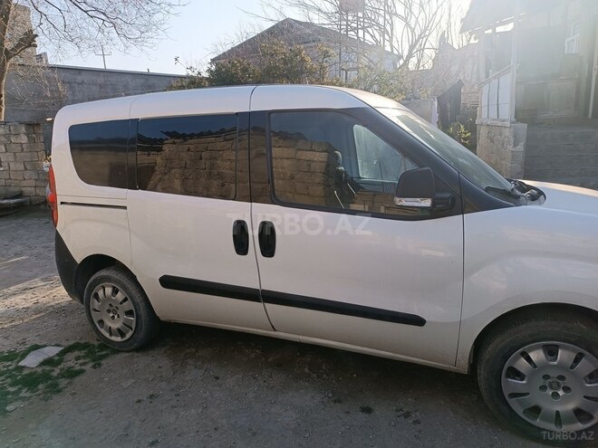 Fiat Doblo 2014, 325,000 km - 1.4 l - Bakı