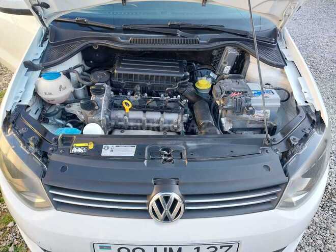Volkswagen Polo 2014, 220,000 km - 1.6 l - Bakı