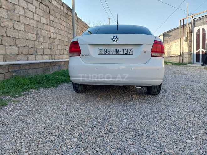 Volkswagen Polo 2014, 220,000 km - 1.6 l - Bakı