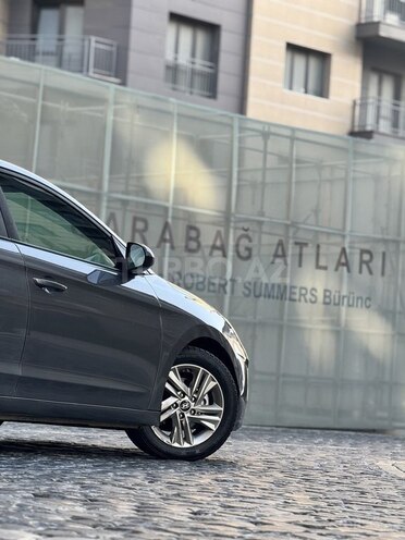 Hyundai Elantra 2019, 83,672 km - 2.0 l - Bakı