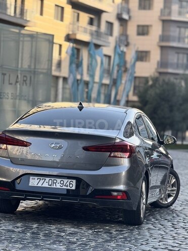 Hyundai Elantra 2019, 83,672 km - 2.0 l - Bakı
