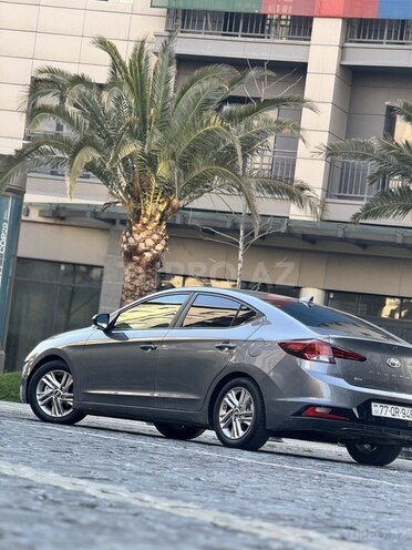 Hyundai Elantra 2019, 83,672 km - 2.0 l - Bakı