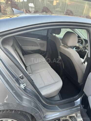 Hyundai Elantra 2019, 83,672 km - 2.0 l - Bakı
