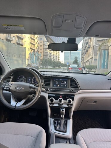 Hyundai Elantra 2019, 83,672 km - 2.0 l - Bakı