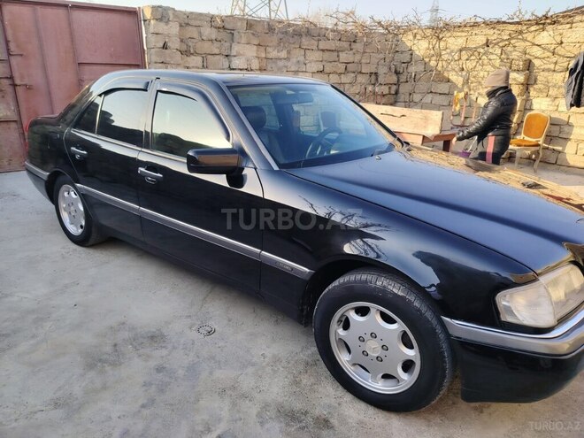Mercedes C 220 1995, 289,569 km - 2.2 l - Bakı