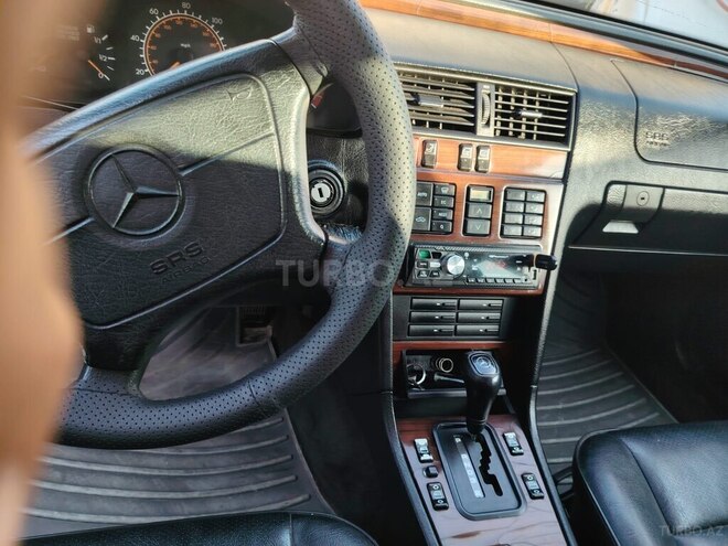 Mercedes C 220 1995, 289,569 km - 2.2 l - Bakı