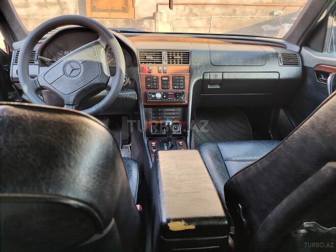 Mercedes C 220 1995, 289,569 km - 2.2 l - Bakı