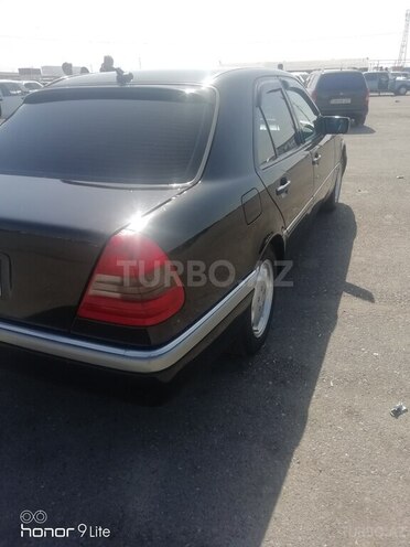 Mercedes C 220 1995, 289,569 km - 2.2 l - Bakı