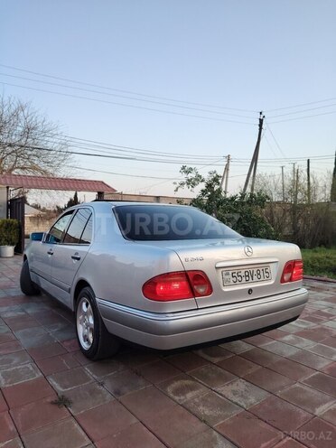 Mercedes E 240 1997, 298,000 km - 2.4 l - Masallı