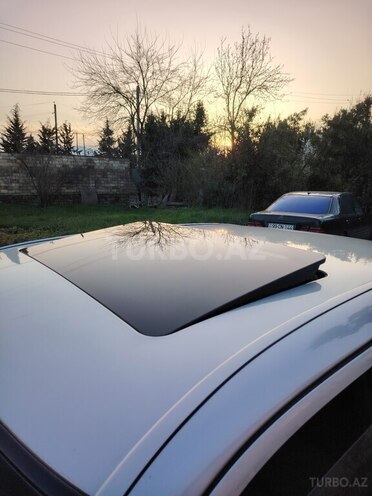 Mercedes E 240 1997, 298,000 km - 2.4 l - Masallı