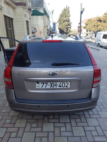 Kia Ceed 2009, 257,493 km - 1.6 л - Bakı