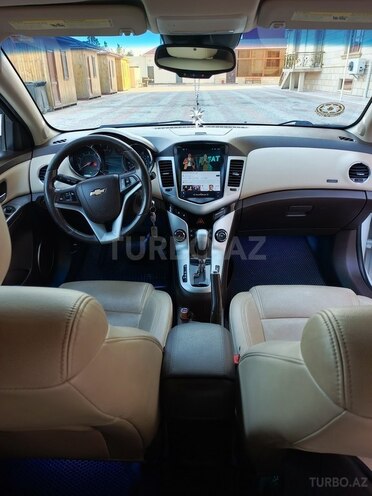 Chevrolet Cruze 2013, 412,394 km - 1.4 л - Şirvan