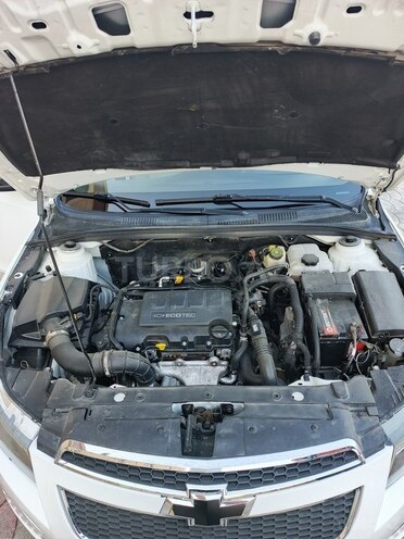 Chevrolet Cruze 2013, 412,394 km - 1.4 л - Şirvan