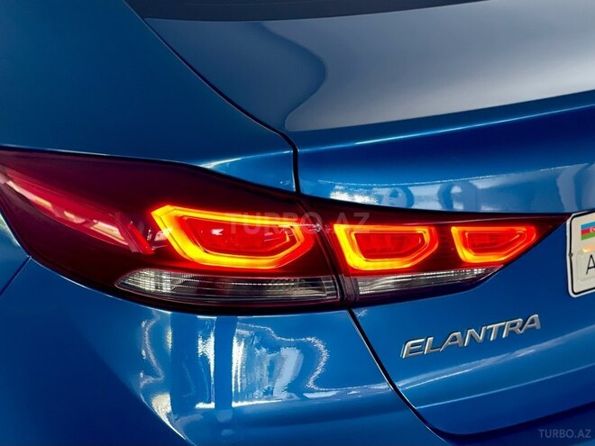 Hyundai Elantra 2016, 106,835 km - 2.0 л - Bakı