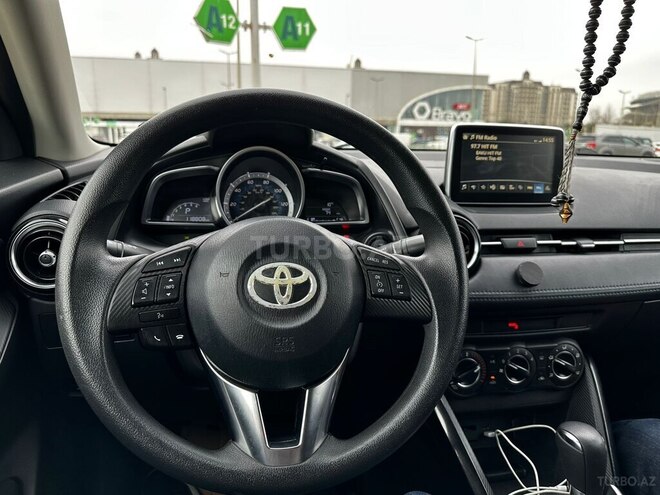 Toyota Yaris iA 2018, 123,000 km - 1.5 л - Bakı