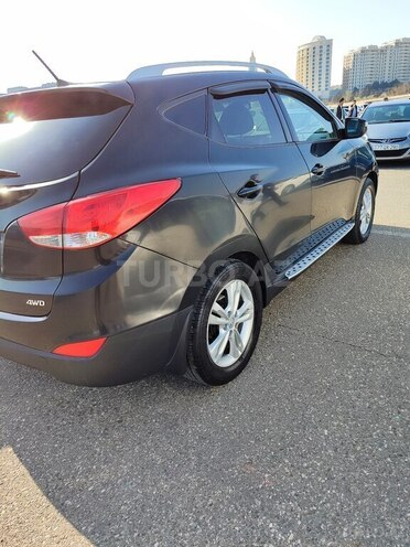 Hyundai ix35 2011, 233,000 km - 2.0 l - Bakı