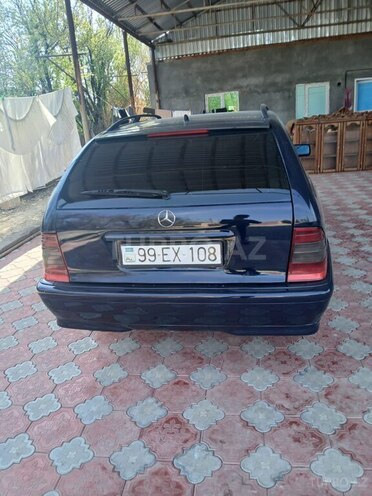 Mercedes C 220 d 1999, 123,805 km - 2.2 l - Goranboy