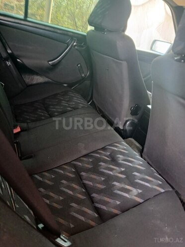Mercedes C 220 d 1999, 123,805 km - 2.2 l - Goranboy