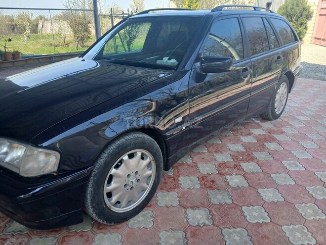 Mercedes C 220 d 1999, 123,805 km - 2.2 l - Goranboy