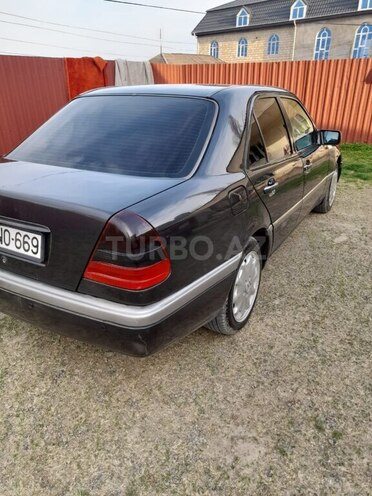 Mercedes C 220 1994, 196,655 km - 2.2 л - Tovuz