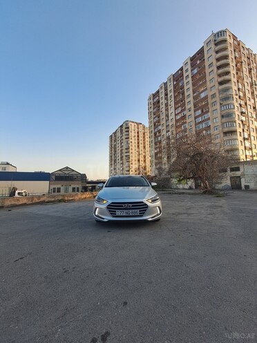 Hyundai Elantra 2018, 146,000 km - 2.0 l - Bakı
