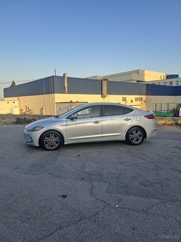 Hyundai Elantra 2018, 146,000 km - 2.0 l - Bakı