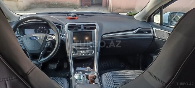 Ford Fusion (North America) 2018, 170,000 km - 1.5 l - Qazax