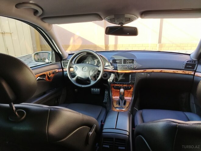 Mercedes E 220 d 2005, 332,700 km - 2.2 l - Balakən