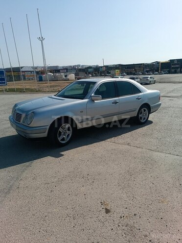 Mercedes E 200 1998, 365,214 km - 2.0 l - Bakı