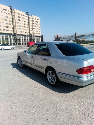 Mercedes E 200 1998, 365,214 km - 2.0 l - Bakı
