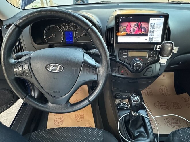 Hyundai i30 2010, 233,000 km - 1.4 л - Bakı