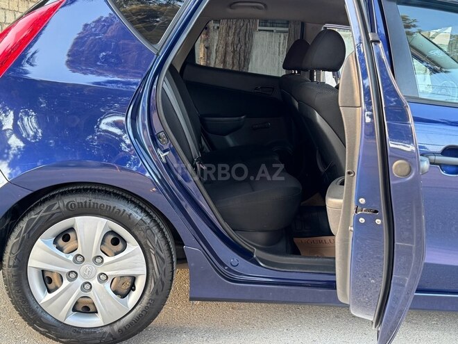 Hyundai i30 2010, 233,000 km - 1.4 л - Bakı