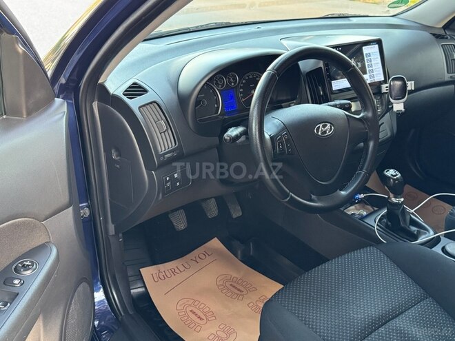 Hyundai i30 2010, 233,000 km - 1.4 л - Bakı