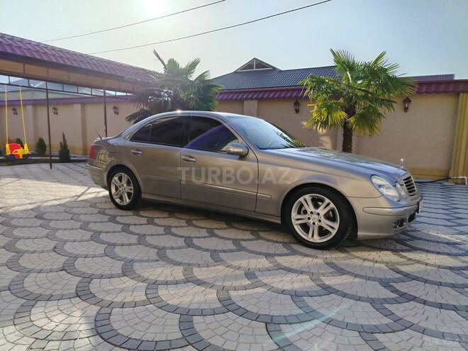 Mercedes E 220 d 2005, 332,700 km - 2.2 l - Balakən