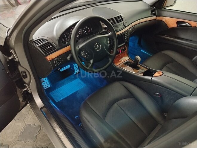 Mercedes E 220 d 2005, 332,700 km - 2.2 l - Balakən