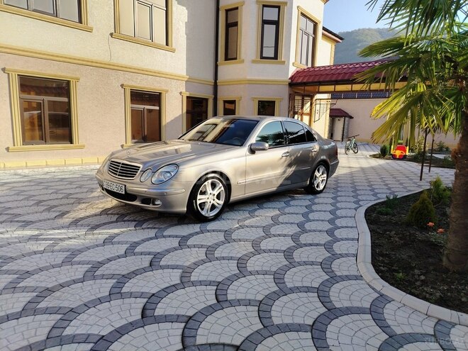 Mercedes E 220 d 2005, 332,700 km - 2.2 l - Balakən