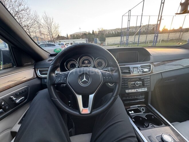 Mercedes E 250 4MATIC 2014, 226,000 km - 2.2 л - Bakı