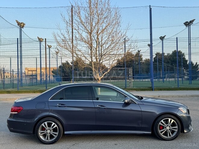 Mercedes E 250 4MATIC 2014, 226,000 km - 2.2 л - Bakı