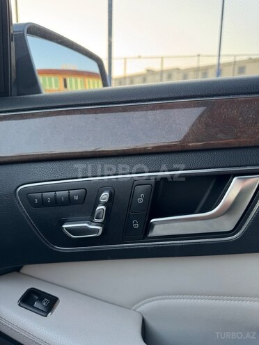 Mercedes E 250 4MATIC 2014, 226,000 km - 2.2 л - Bakı