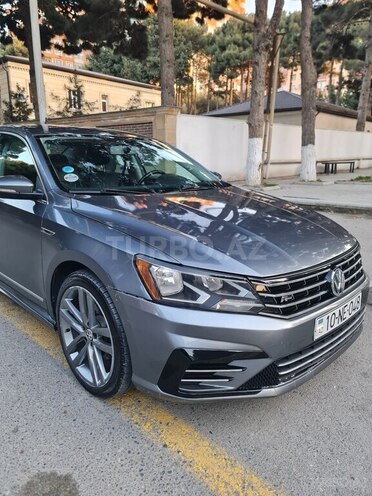 Volkswagen Passat 2016, 178,000 km - 1.8 l - Bakı