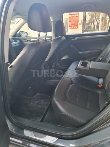 Volkswagen Passat 2016, 178,000 km - 1.8 l - Bakı