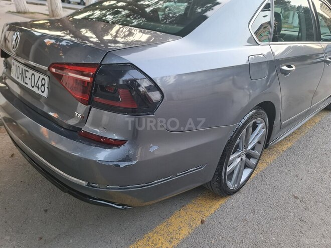 Volkswagen Passat 2016, 178,000 km - 1.8 l - Bakı