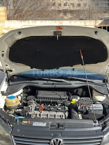 Volkswagen Polo 2013, 293,500 km - 1.6 l - Bakı