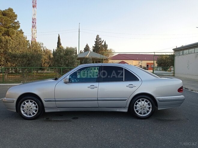 Mercedes E 220 d 1999, 402,000 km - 2.2 л - Bakı